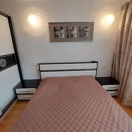 апартамент Sweet Homes 4 Apartment Slantschew brjag
